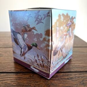 Vintage 1992 Kleenex Square Box Geese Duck Pattern Woodsy Hunting